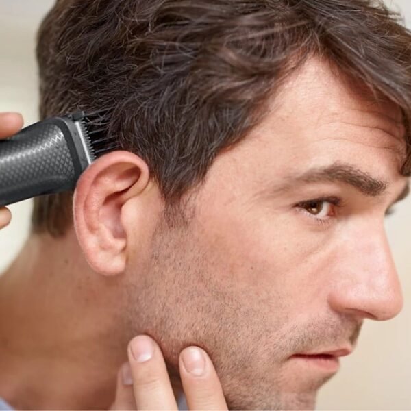 Philips MG3747 Multigroom series 3000 9 in 1 Face.jpg