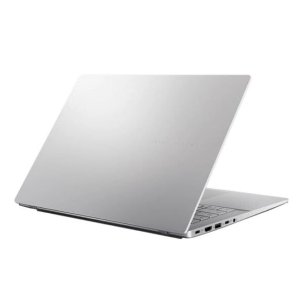 laptop 1.jpg